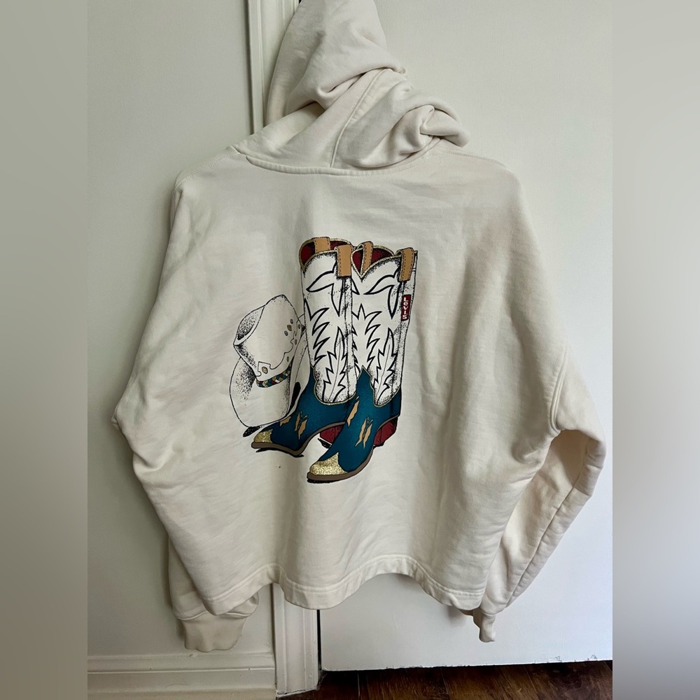 Levi’s Graphic Hoodie with Western Boots & Hat Print